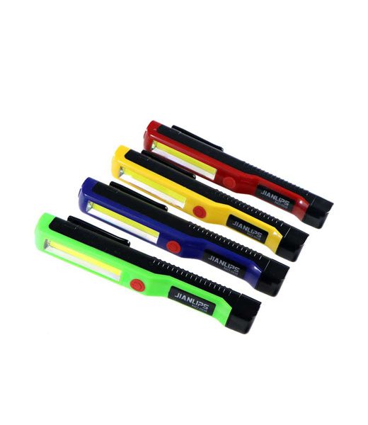 Mountain Wolf Q3 Flash Light - Image 2